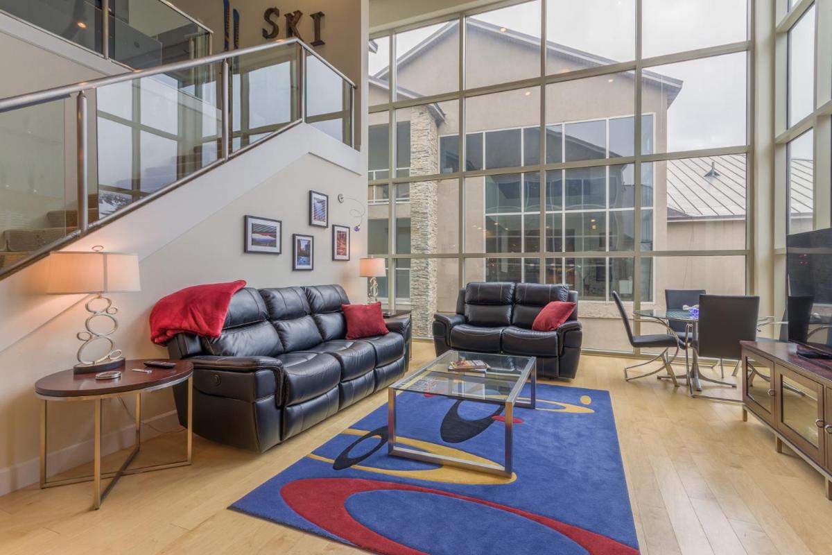 Condo Lofts 6C Fireplace Wifi Hot Tub Laundry Garage - Housity