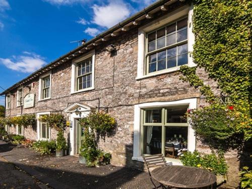 The Oakhill Inn - Housity