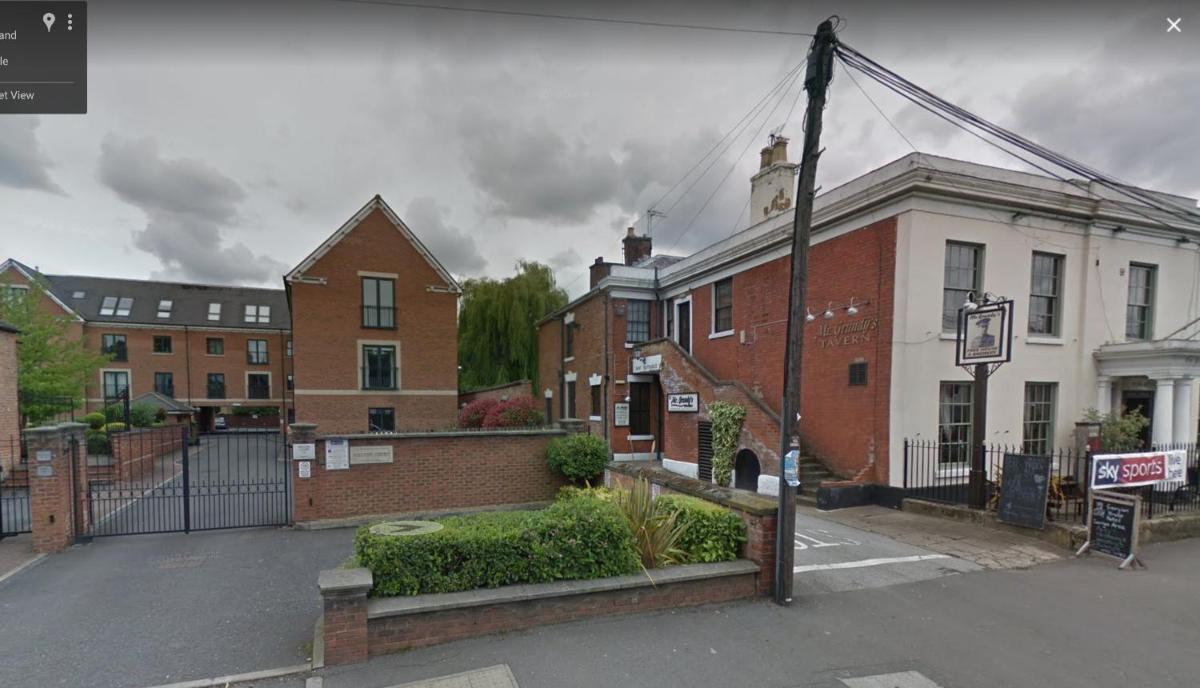 MELTON COURT APARTMENTS 2x 2bed2bath - Housity