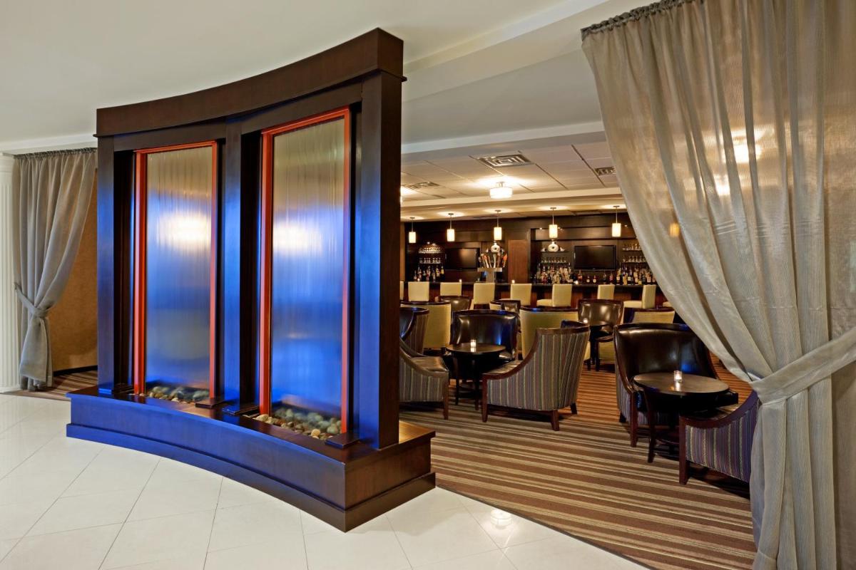 Armoni Inn & Suites - Housity
