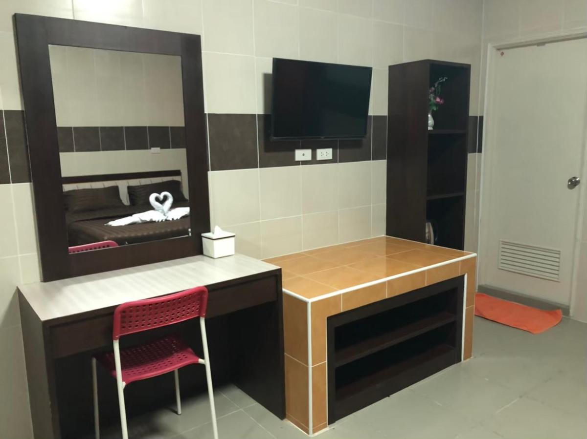 D5 Hotel สาขา มาบโป่ง - Housity