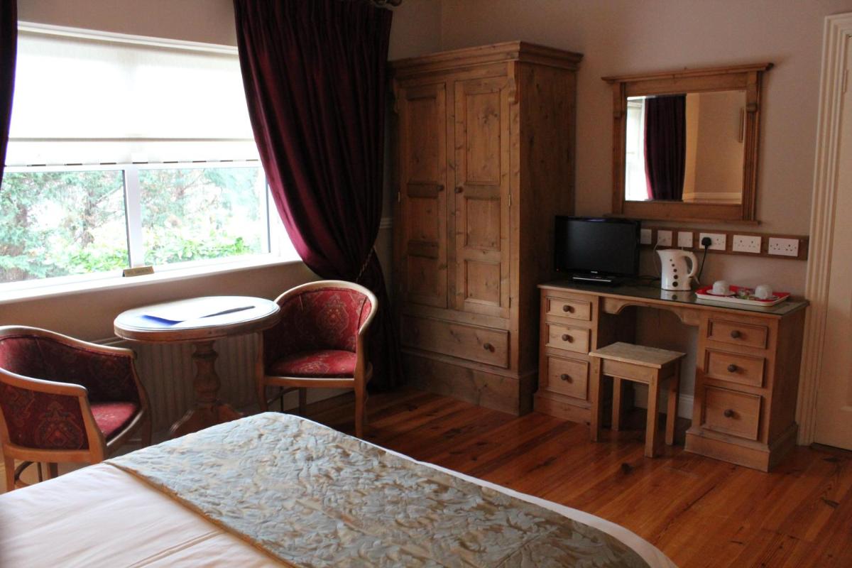 Adare Country House - Housity