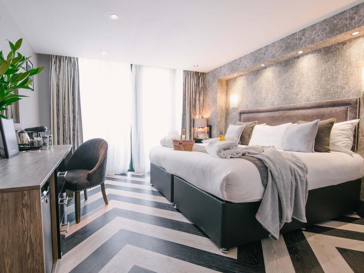 The Grand Hotel - Housity