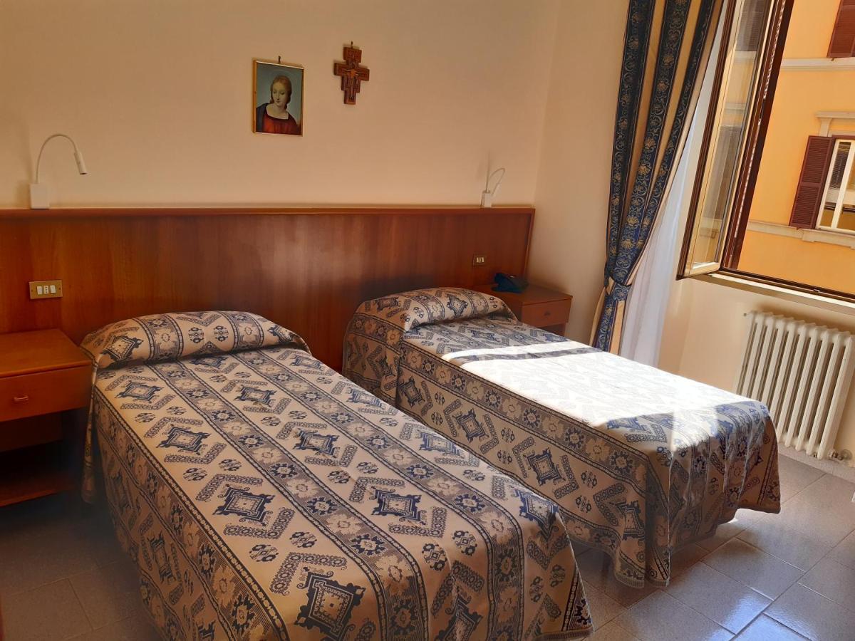 Suore Concezioniste Missionarie - Carmen Sallés Roma - Housity