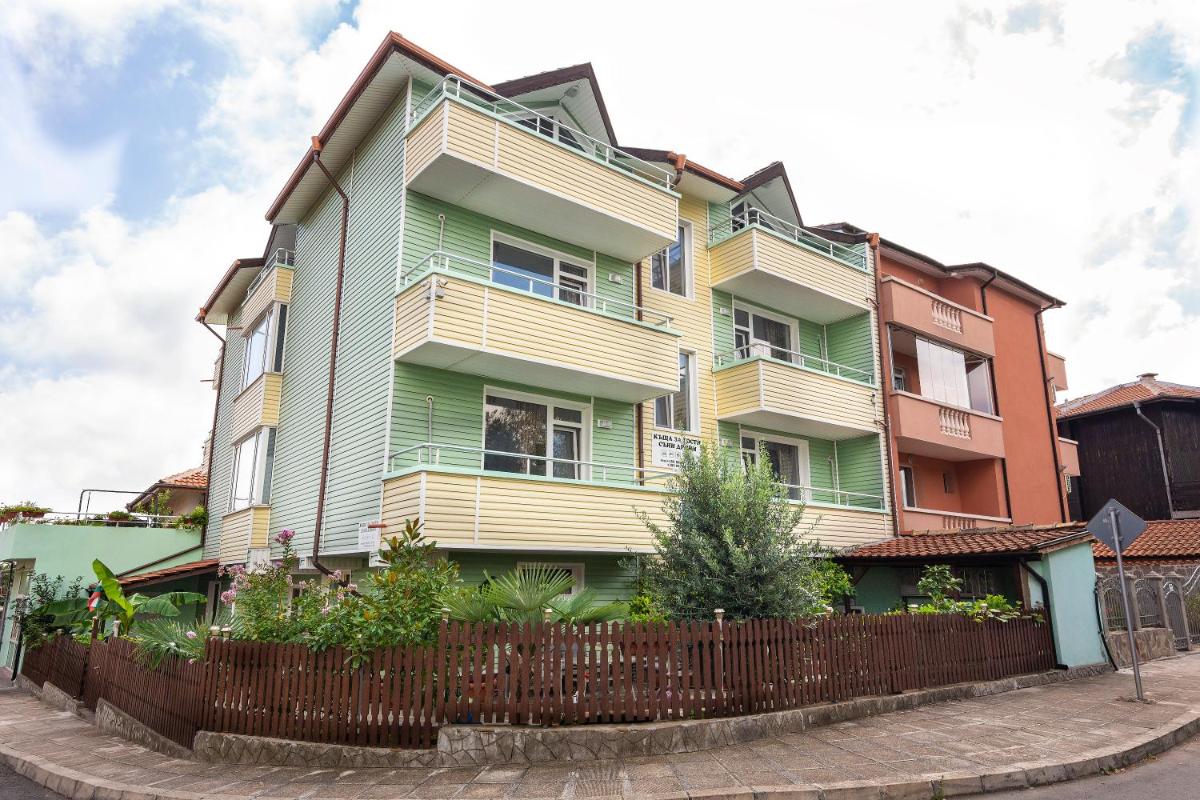 Guesthouse Sunny Dream - Housity