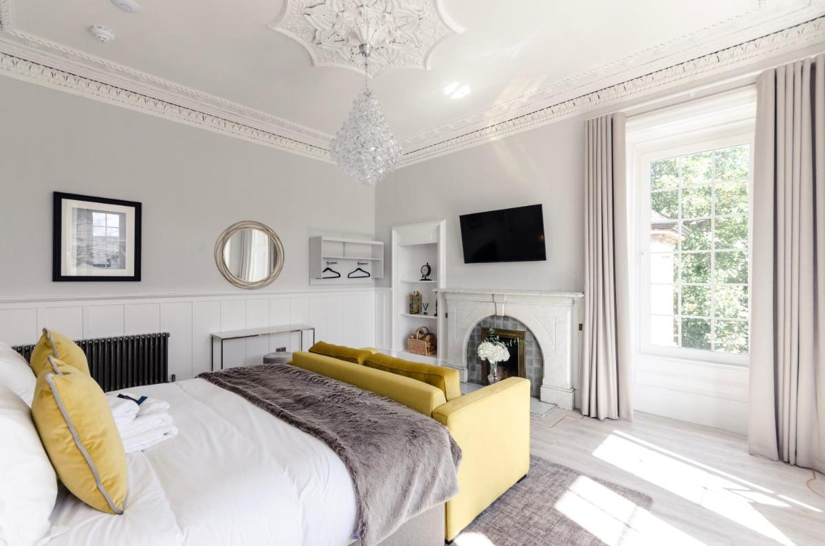 Sweeney Apartments & Rooms - Housity