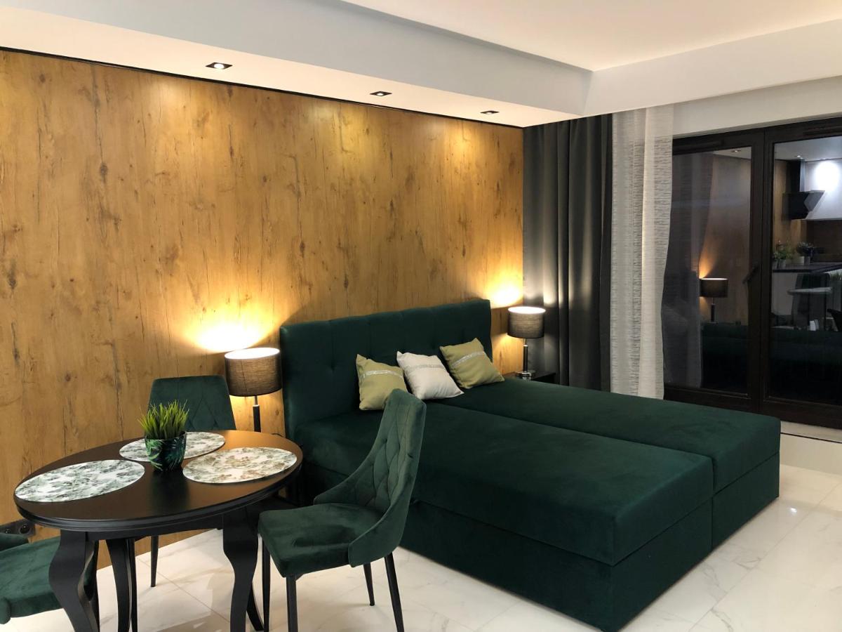 GREEN 25 - Angel River - Housity