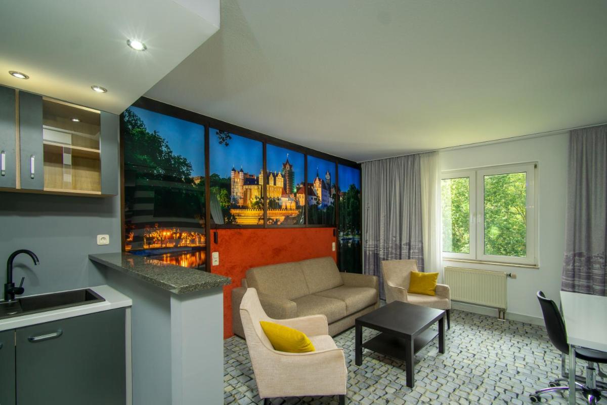 SL'otel im Parforcehaus - Housity