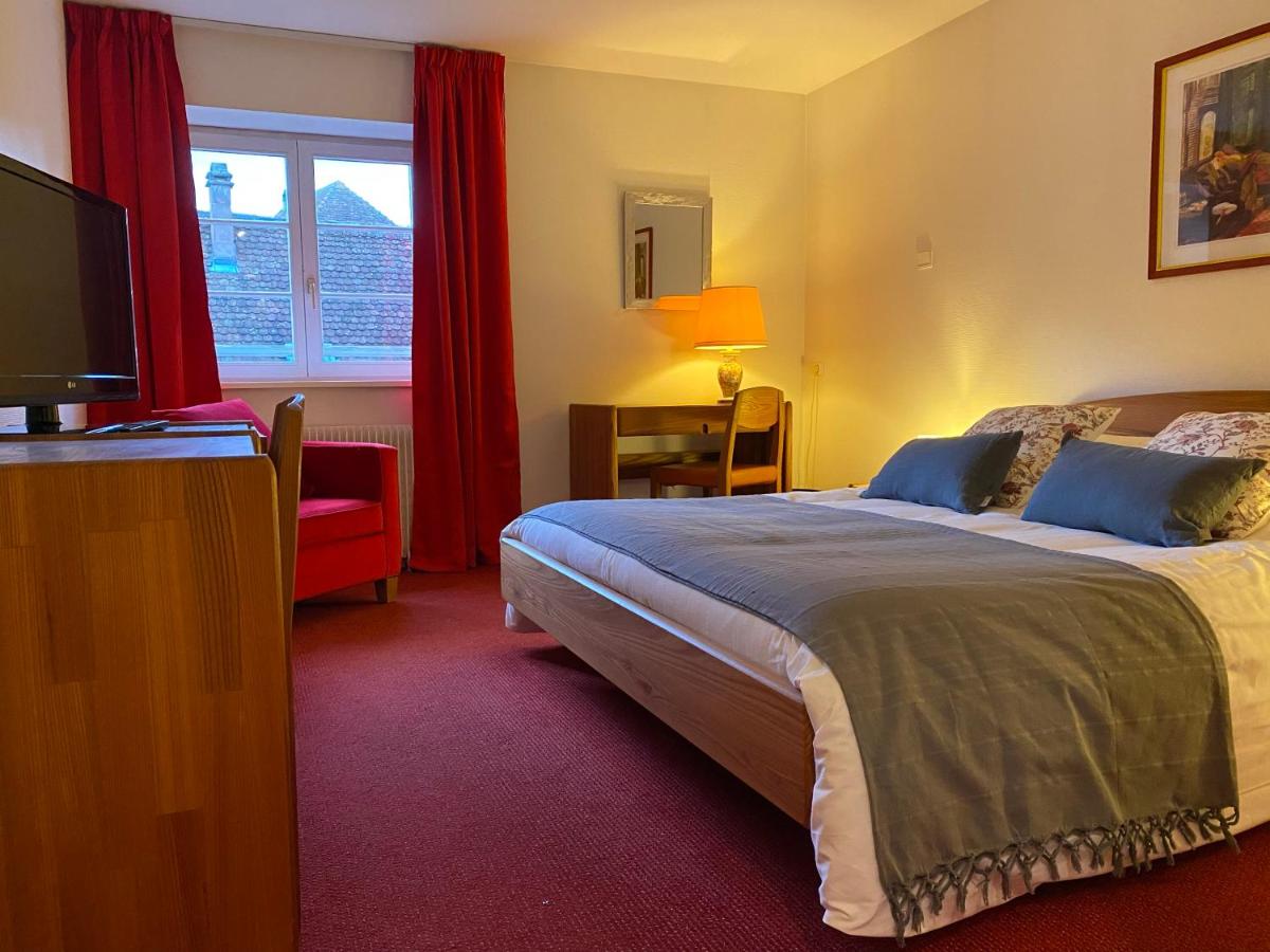 Hôtel Le Sarment - Housity