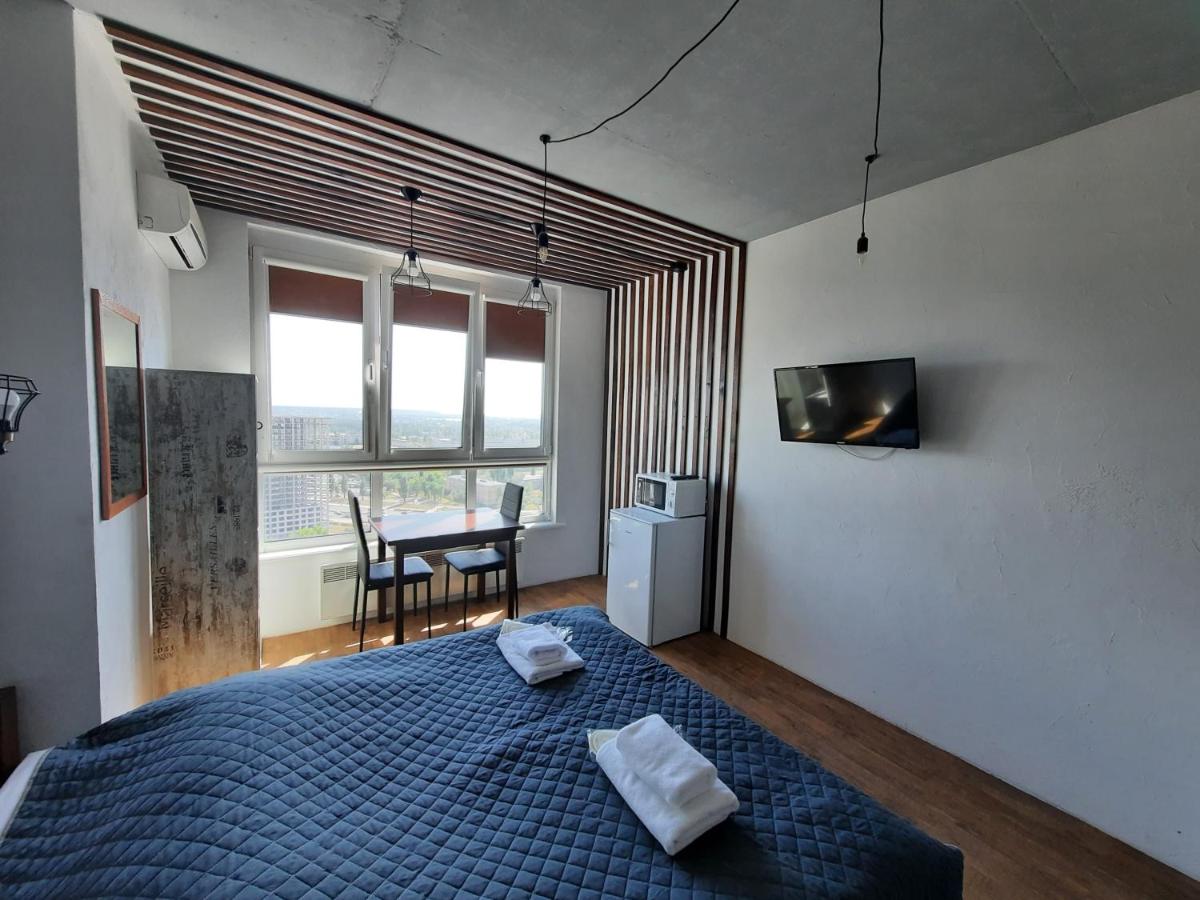 SKY Apartment Virmenska - Housity