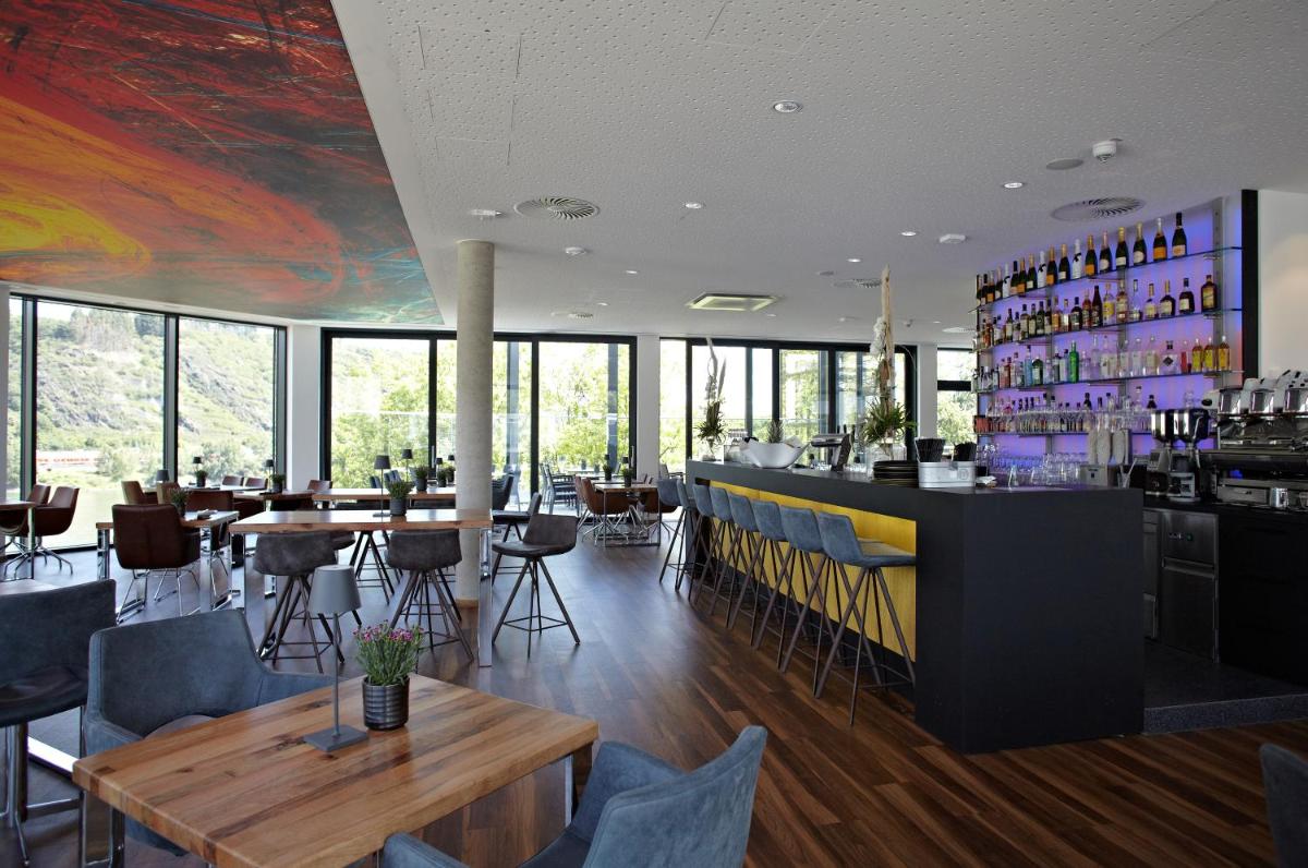 EINSTEIN Hotel am Römerpark - Housity