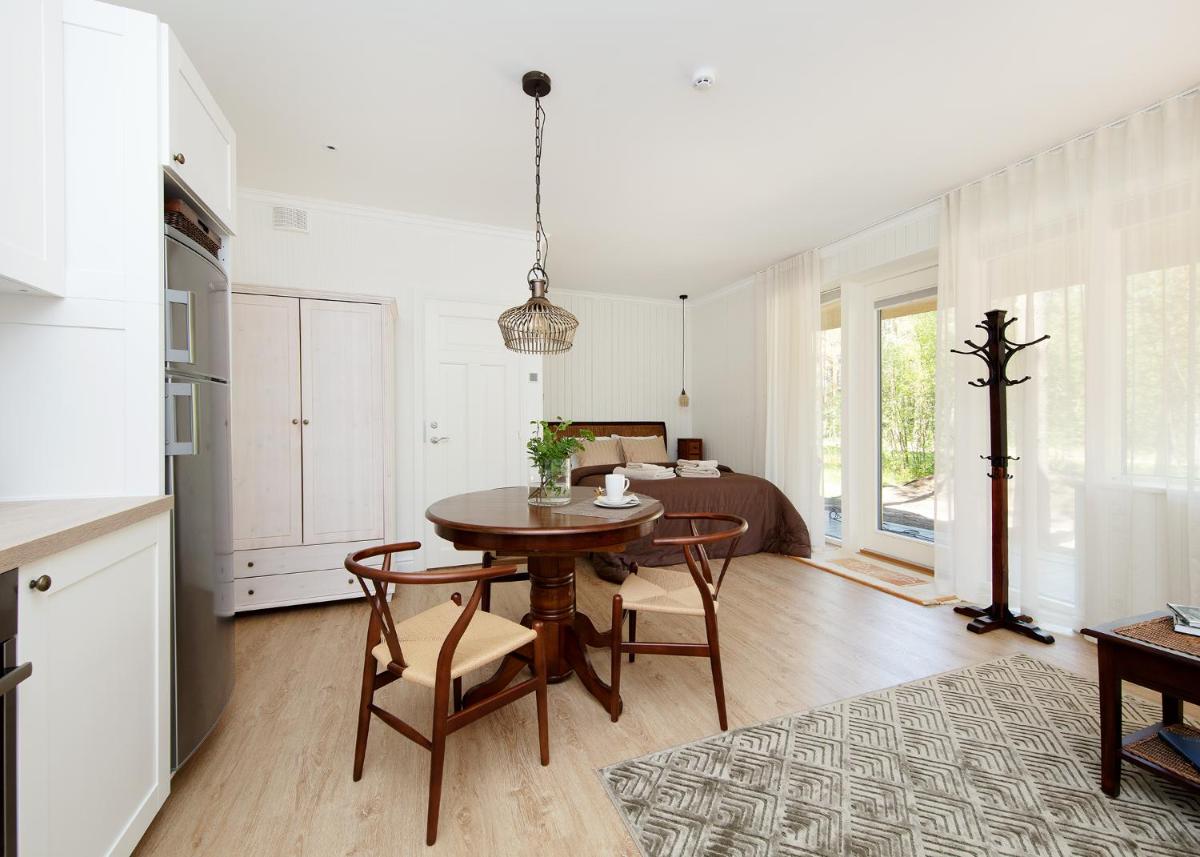 Sea View Studio Apartments by the Beach - Housity