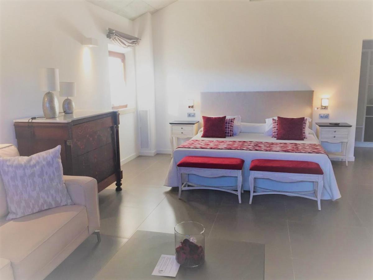Cama o camas de una habitación en Bennoc Petit Hotel - Only Adults
