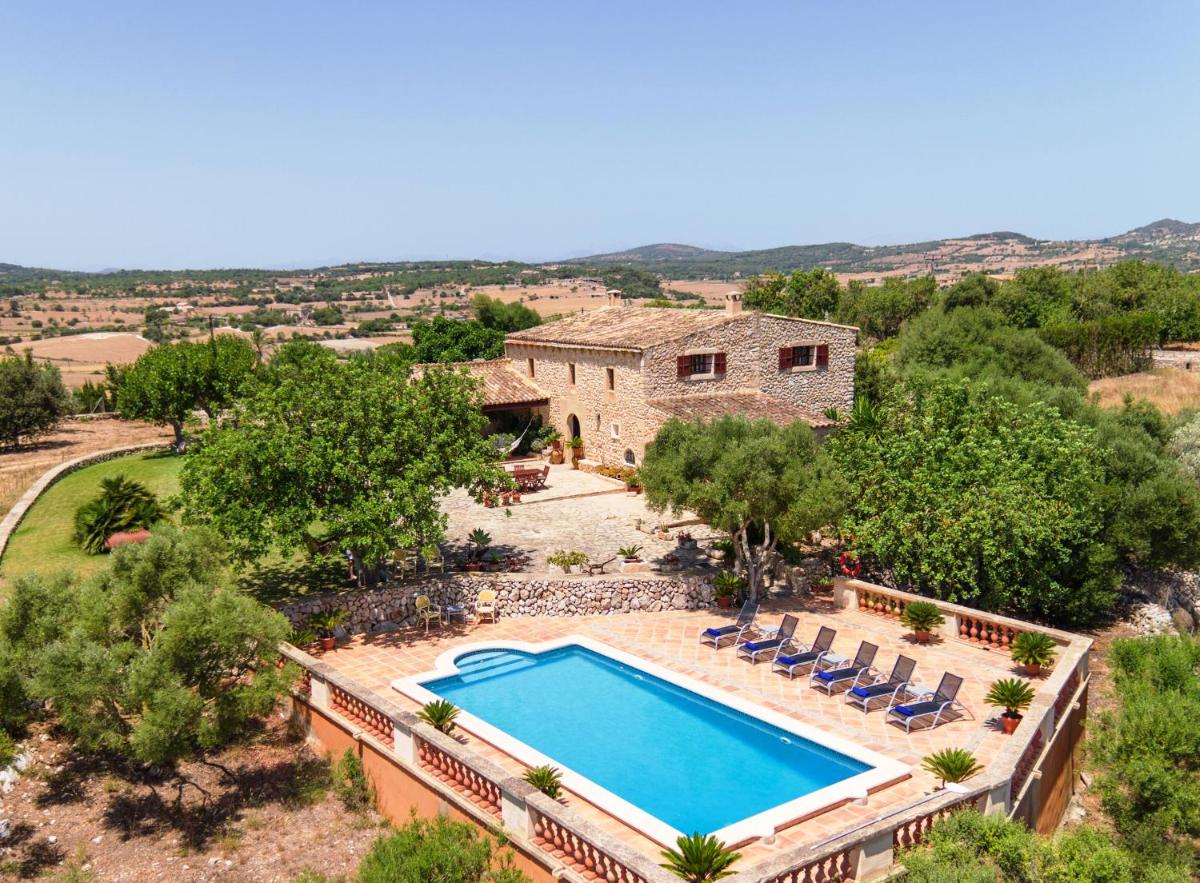 Son Poca Palla - Housity