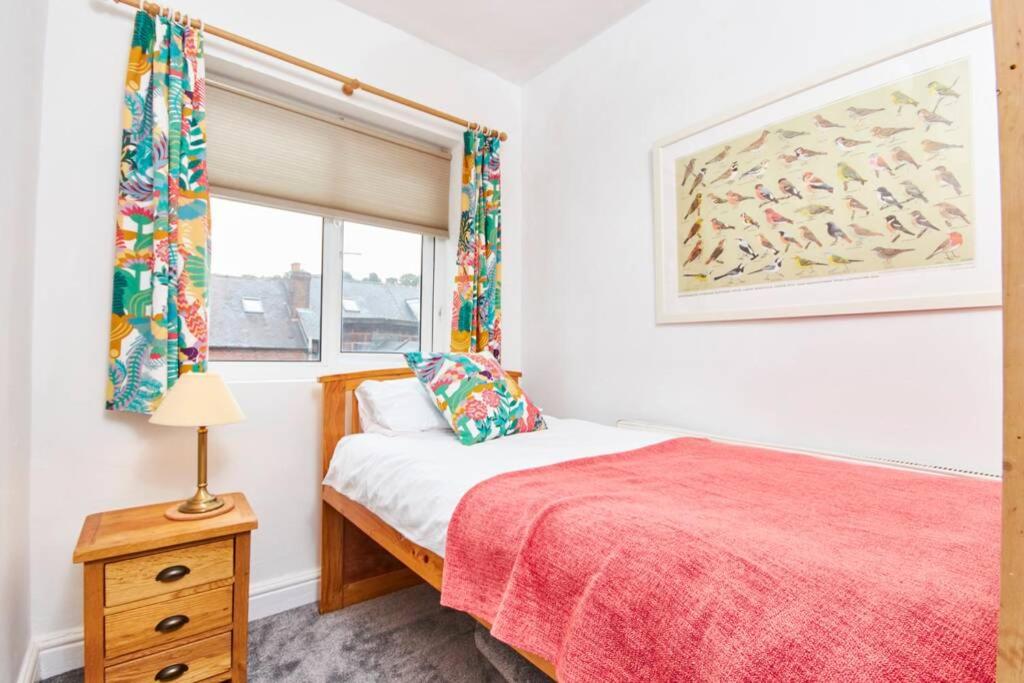 Family House - SHEFFIELD AND PEAK DISTRICT - Housity