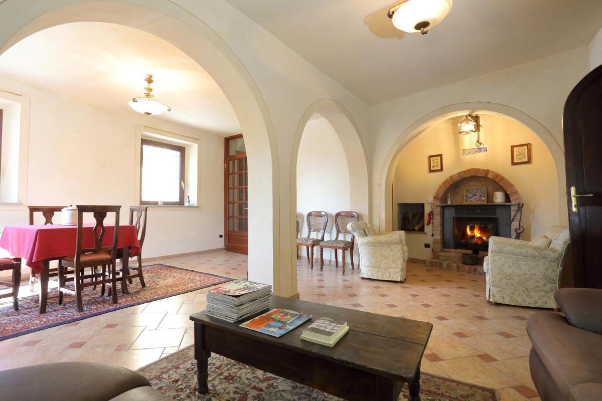 Oasi Castello di Lerma nel Monferrato - Housity