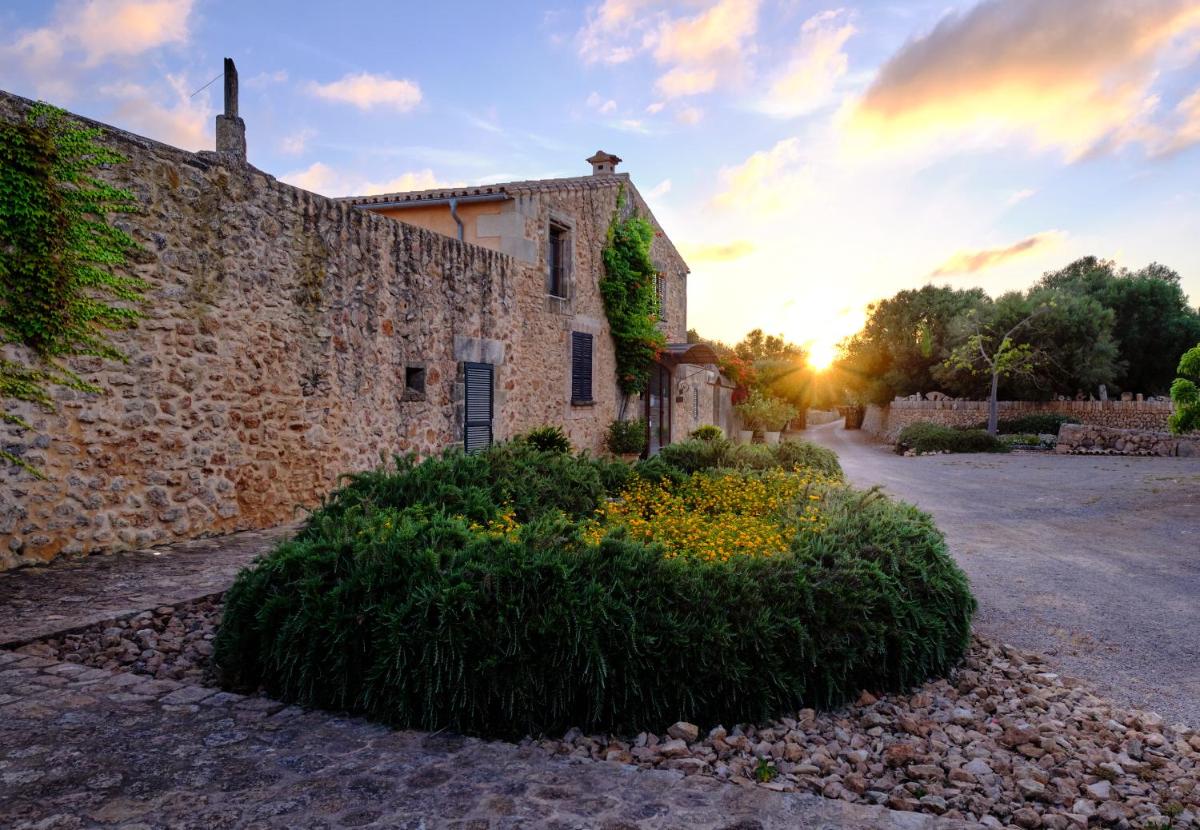 Imagen de la galería de Bennoc Petit Hotel - Only Adults, en Llucmajor