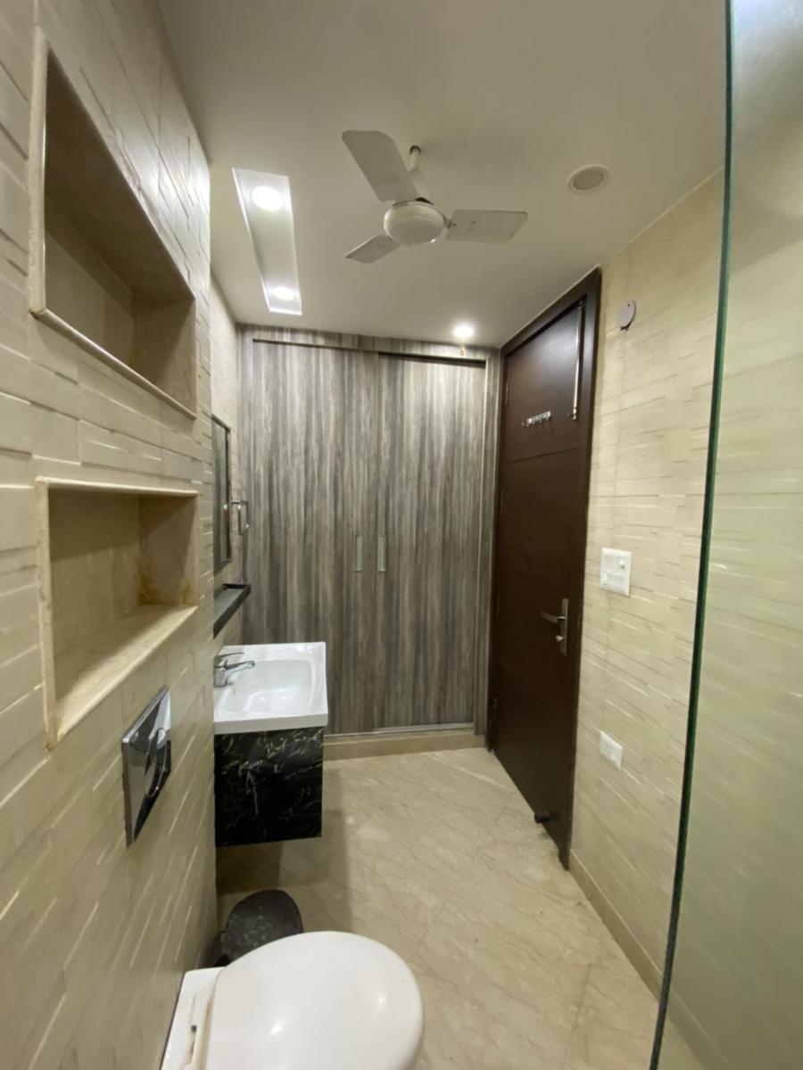 Sheesh Mahal Bed & Breakfast - Housity
