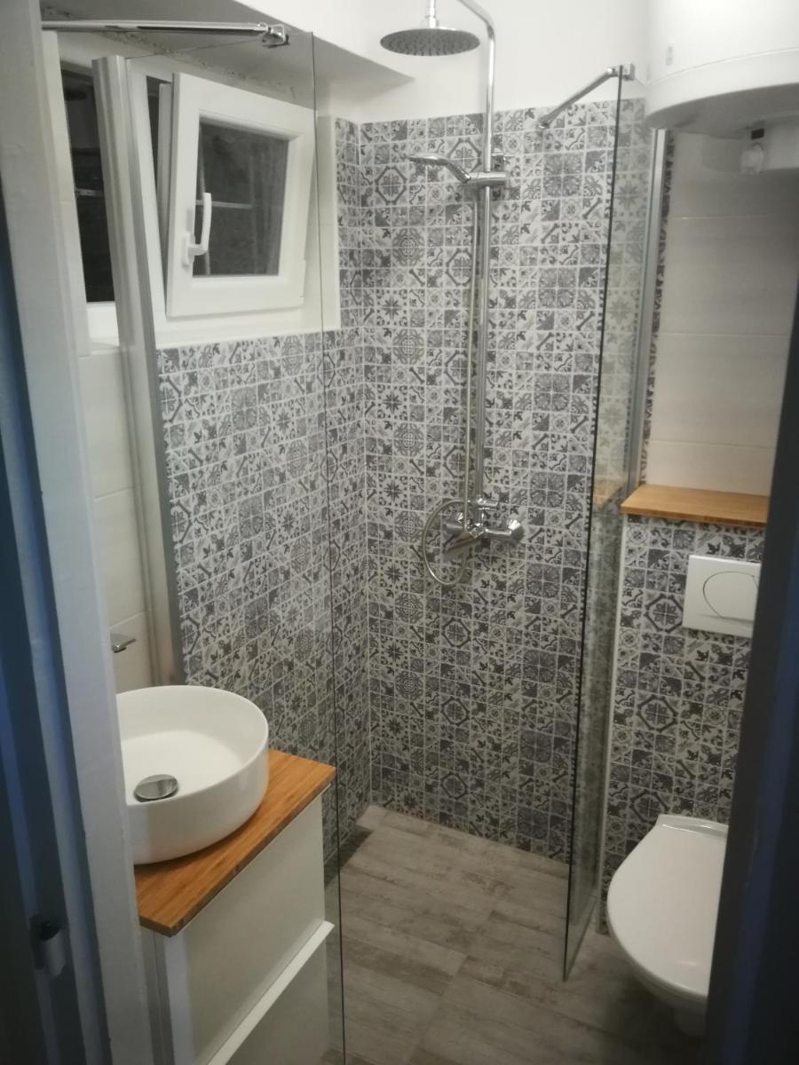 Napsugár - Housity