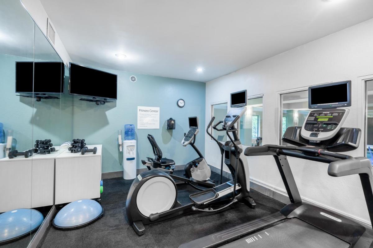 Holiday Inn Express & Suites Tell City, an IHG Hotel - Housity