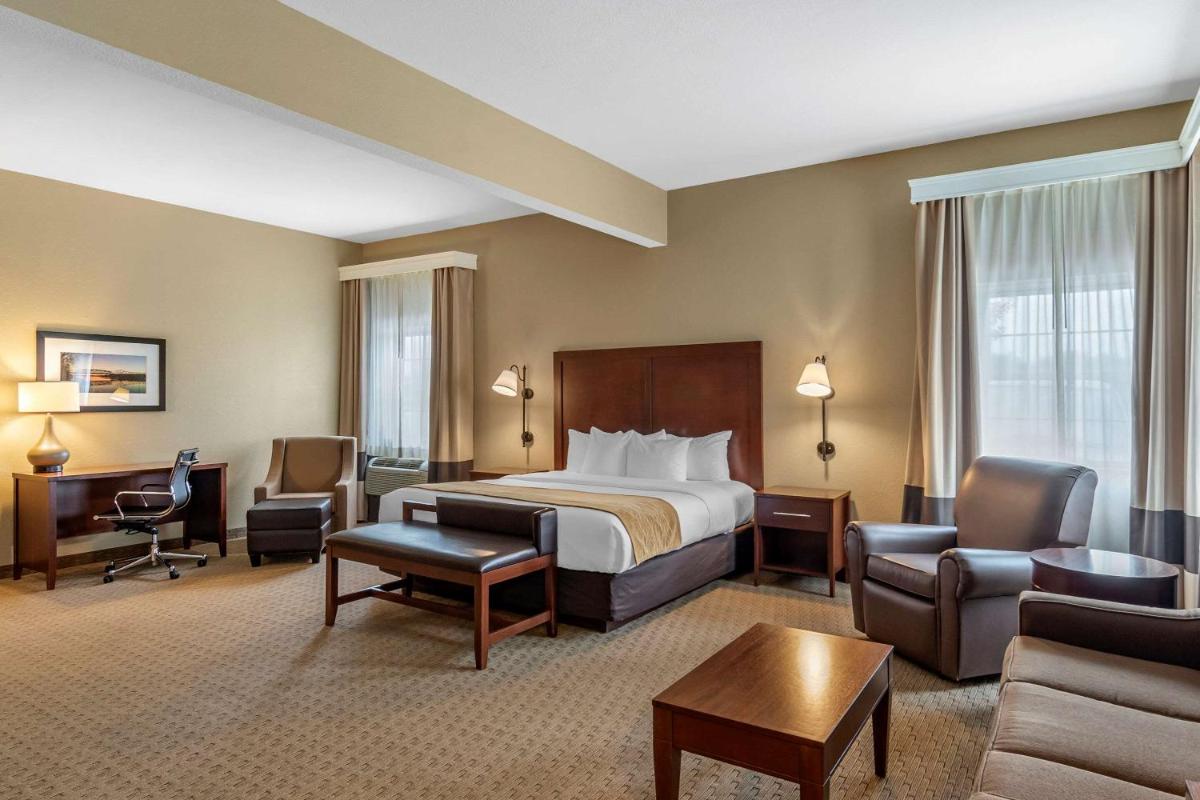 Comfort Inn Warrensburg Station - Housity