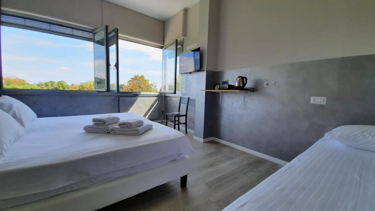 Bergamo GuestHouse - Self Check-in - Housity