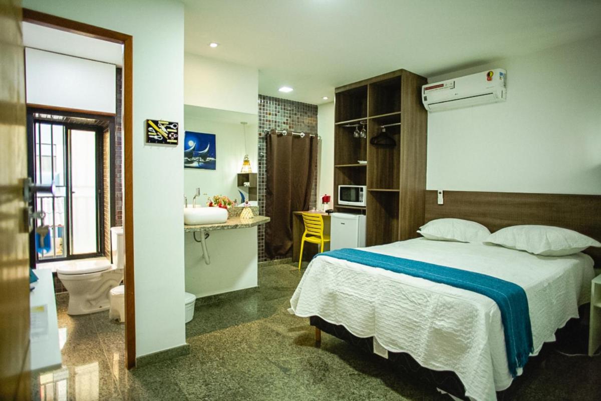 SEGUNDA CASA - Seu cantinho em Guarapari, 1 minuto a pé da Praia do Morro! Suítes confortáveis e modernas - Para casal ou para grupos de até 4 pessoas - Housity