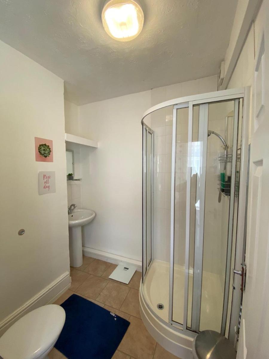 Radanks House - Fratton - Housity