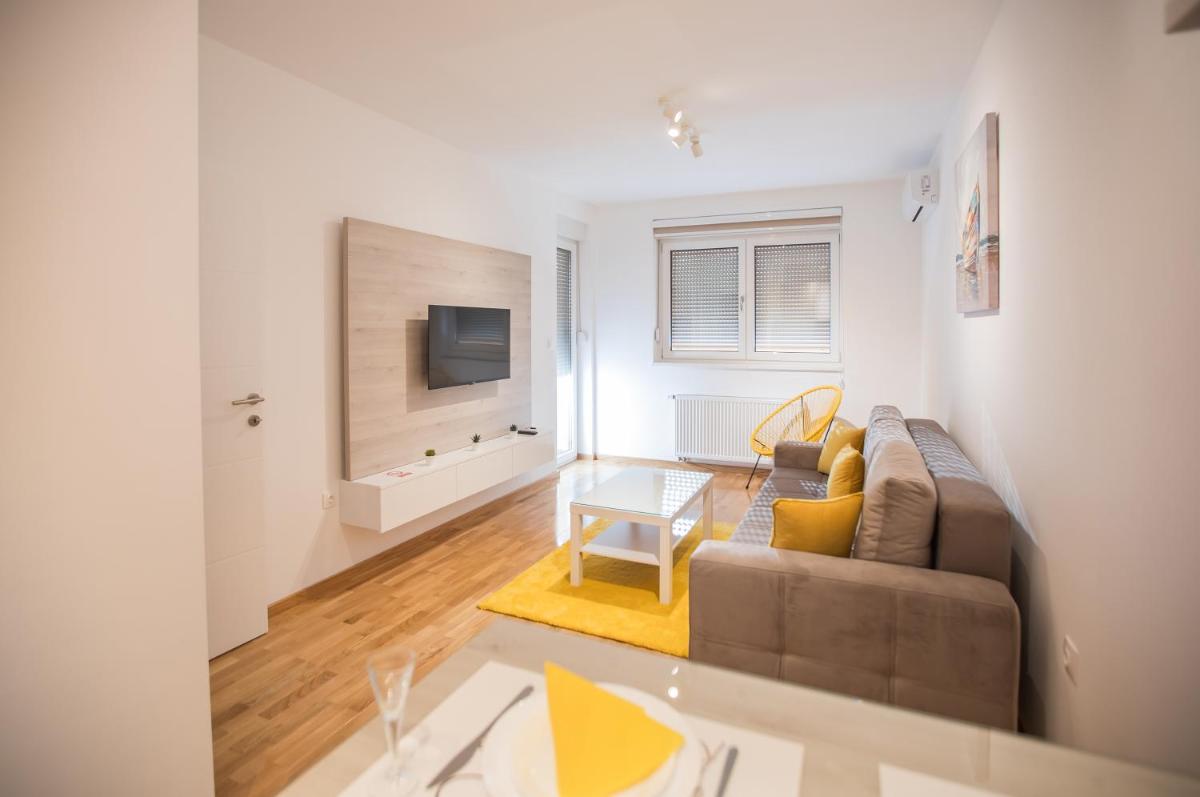 Jelena Apartment II - Housity