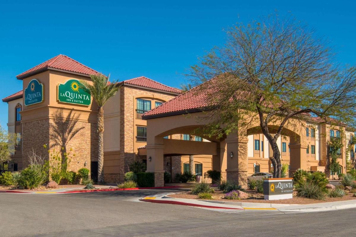La Quinta by Wyndham Las Vegas Airport South - Housity
