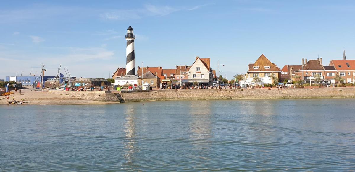 Grand-Fort-Philippe : maison proche du port - Housity