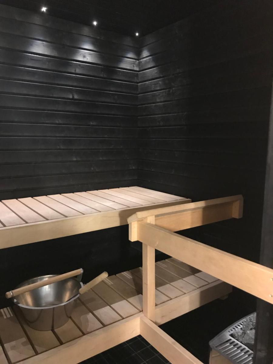 Lomakaksio Vierumäen golfkentän vieressä - Housity