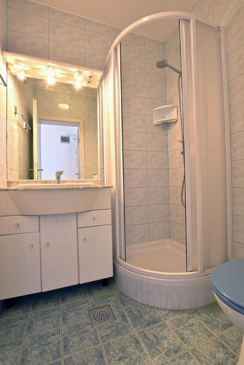 Apartments Vila Marinela - Housity