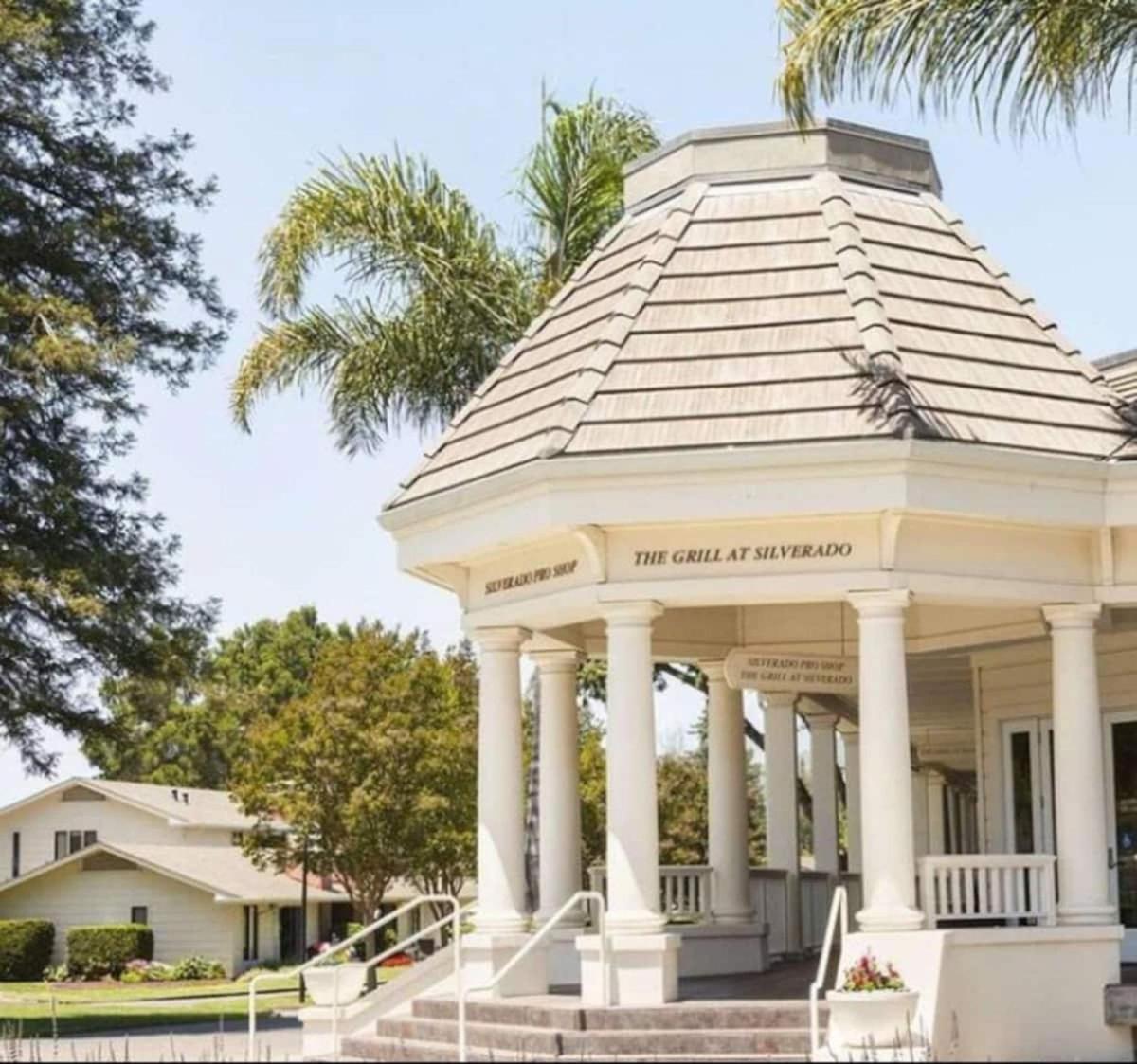 Spectacular Stay at Silverado in Napa - Housity