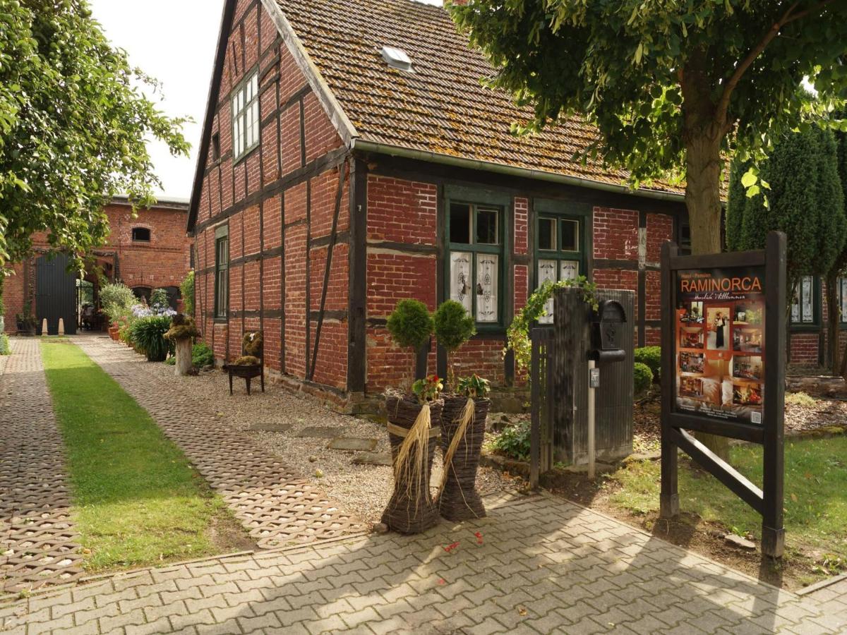 Raminorca Ferienwohnung - Frühstück kann man bei uns dazu buchen - Housity