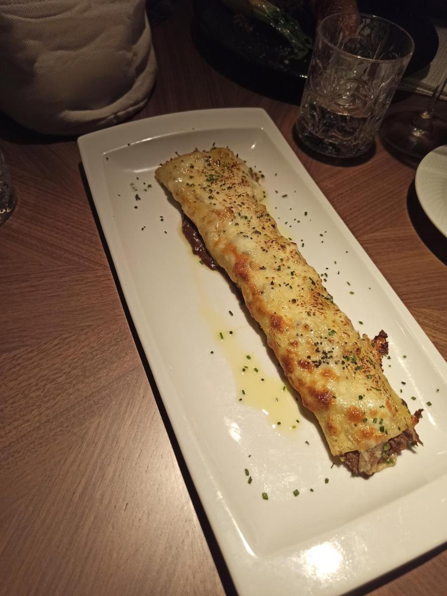 Comida en o cerca de este hotel