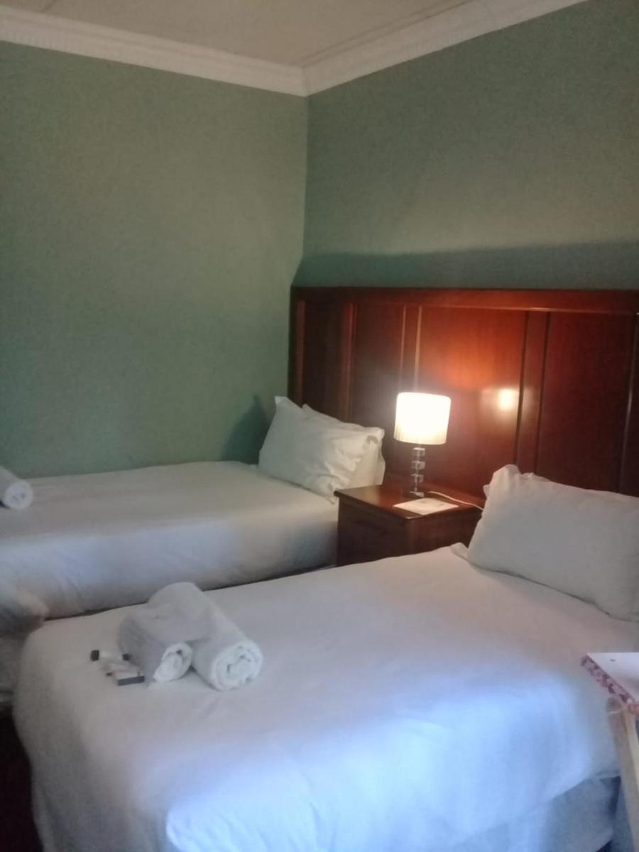 Suitetrails - RS GARDEN GUESTHOUSE