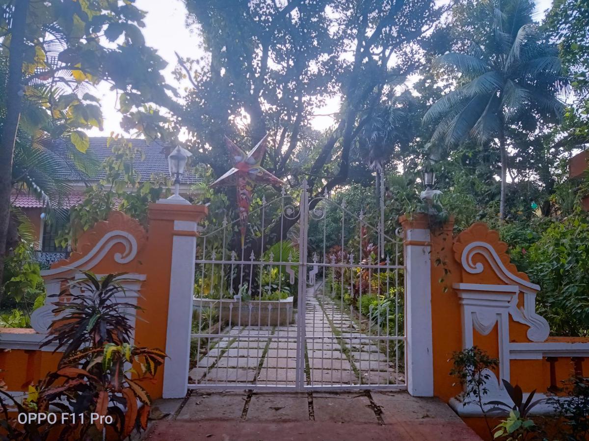 Country Side Inn Portuguese Guest House - Housity