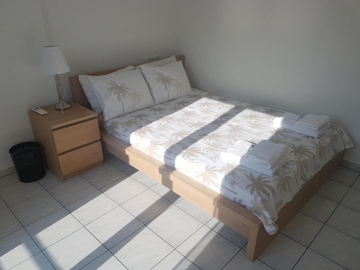 NN Larisa Deluxe Apartment - Housity