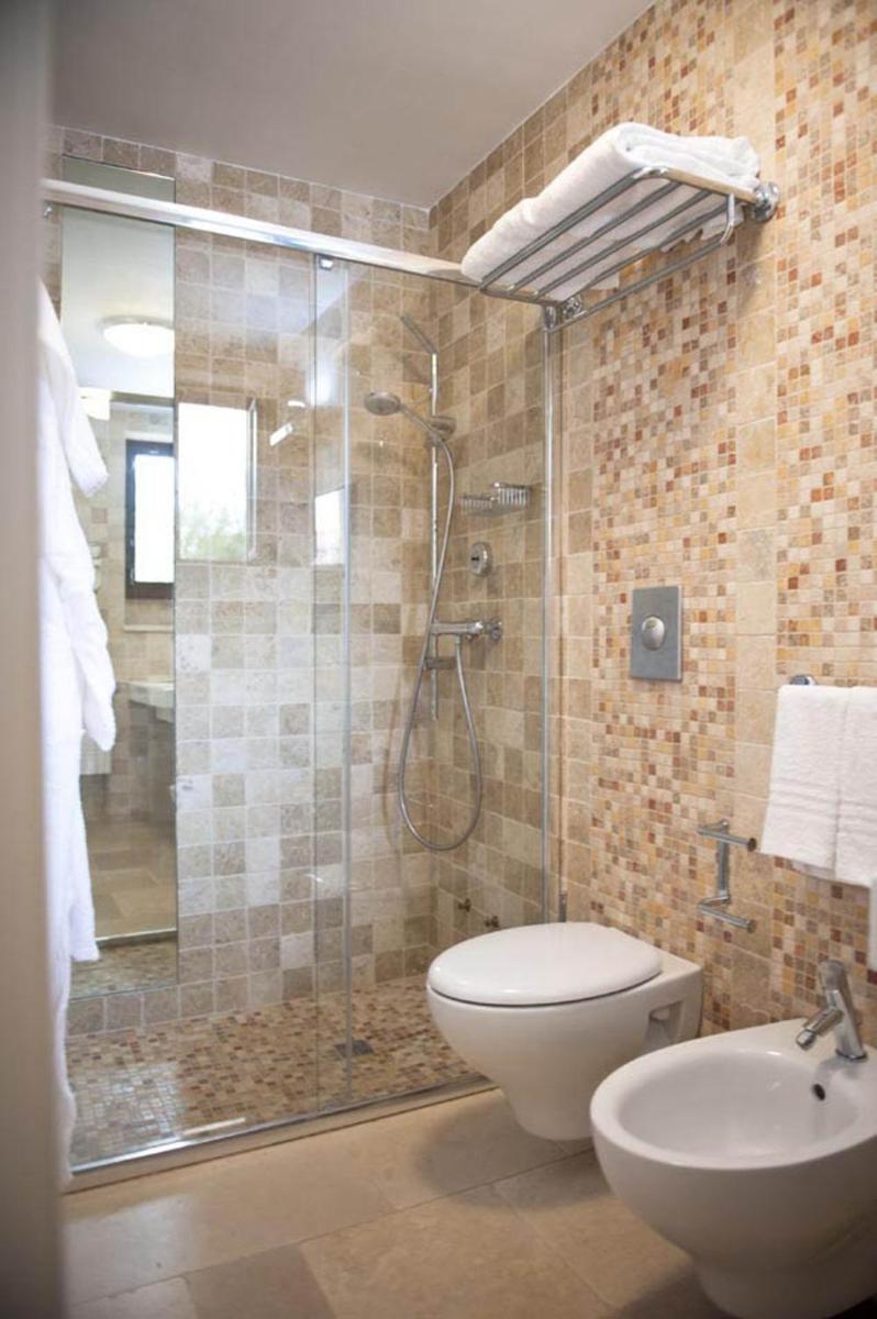 Donna Lucrezia - Housity