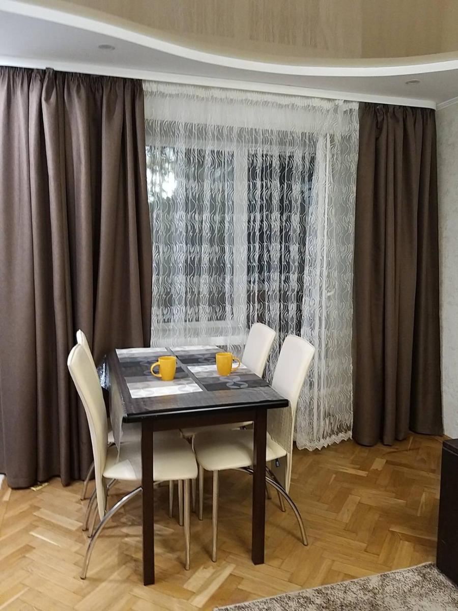 Трикімнатні Апартаменти центр Волі43 - Housity