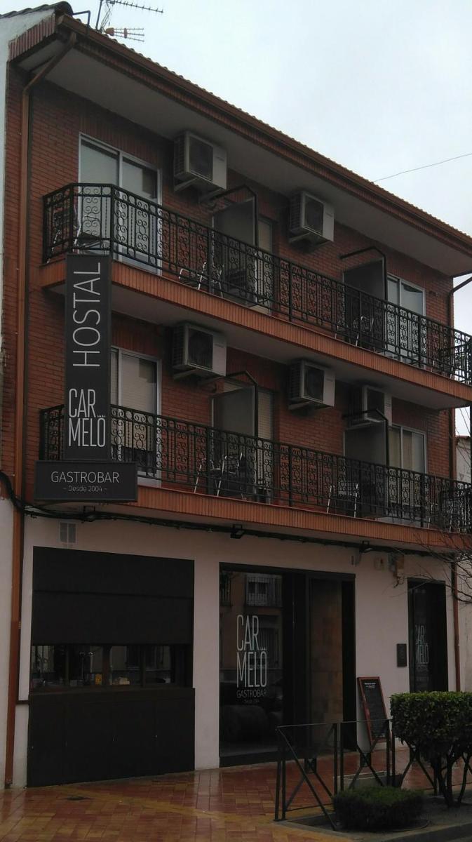 Hostal Gastrobar Carmelo - Housity