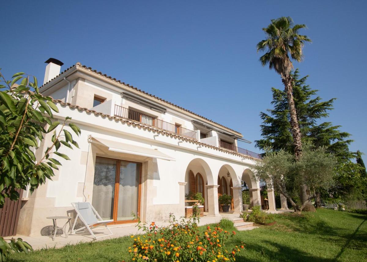 Villa Montjuic Girona - Housity