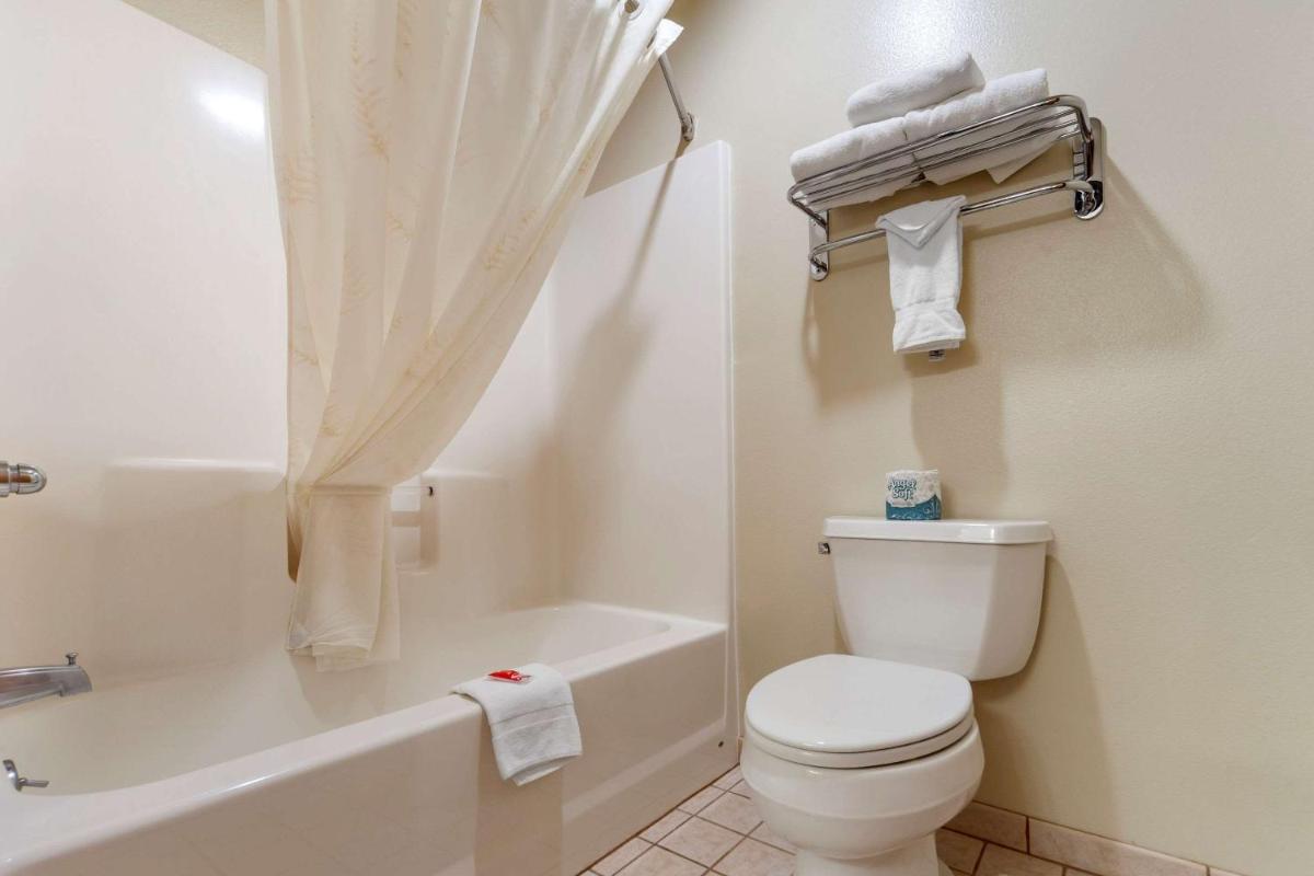 Harmony Inn & Suites - Housity