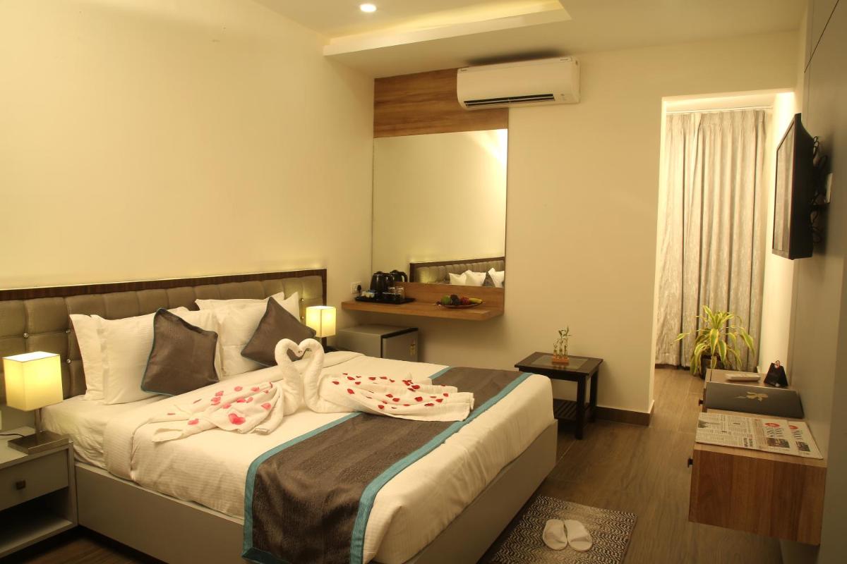 PARK IRIS HOTELS, MG Road - Housity