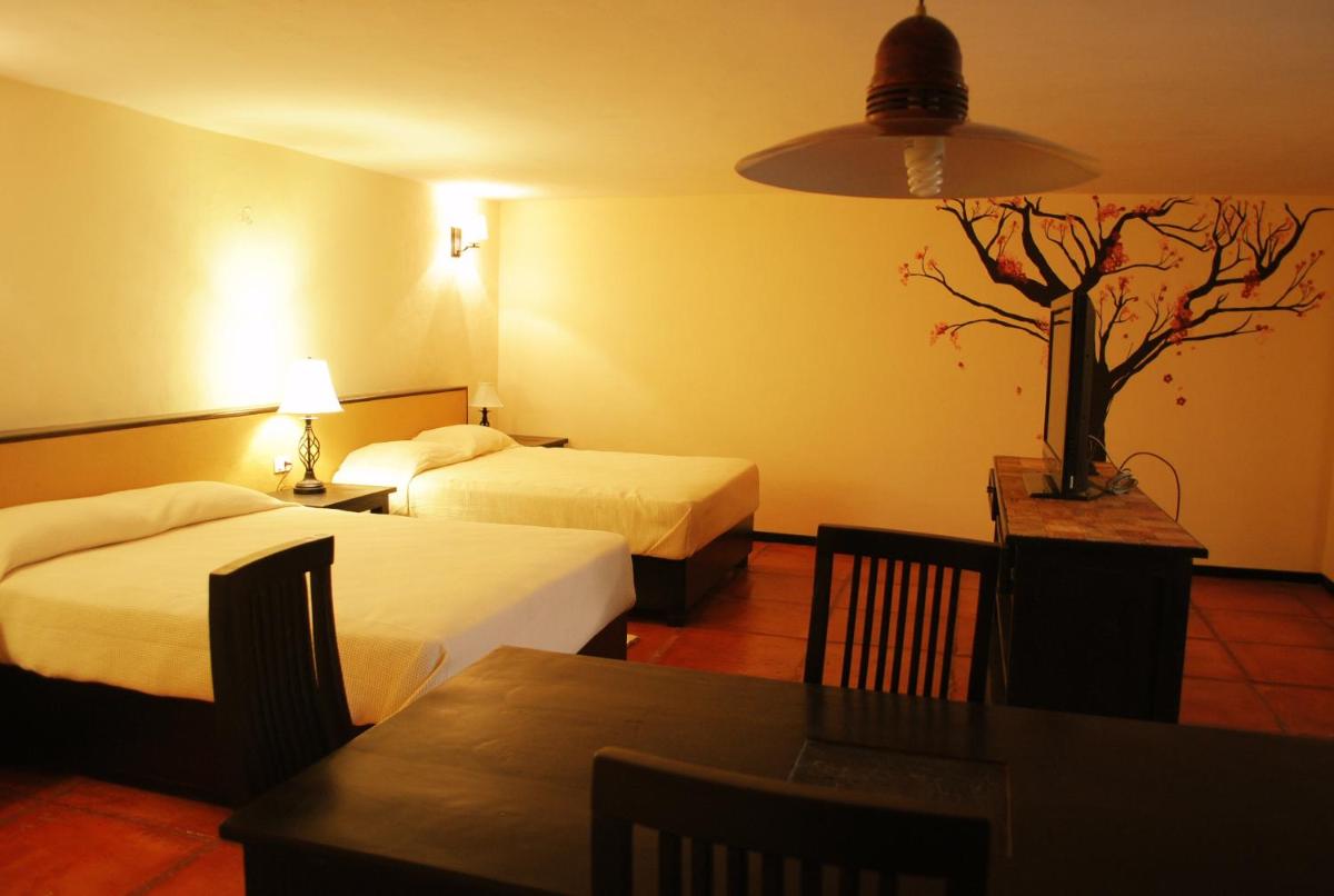 Hotel Calli Quetzalcoatl - Housity