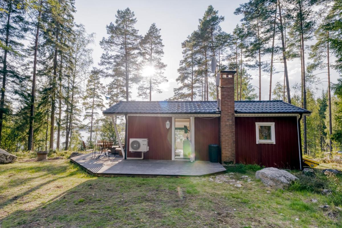 Lake cottage near Isaberg - Housity