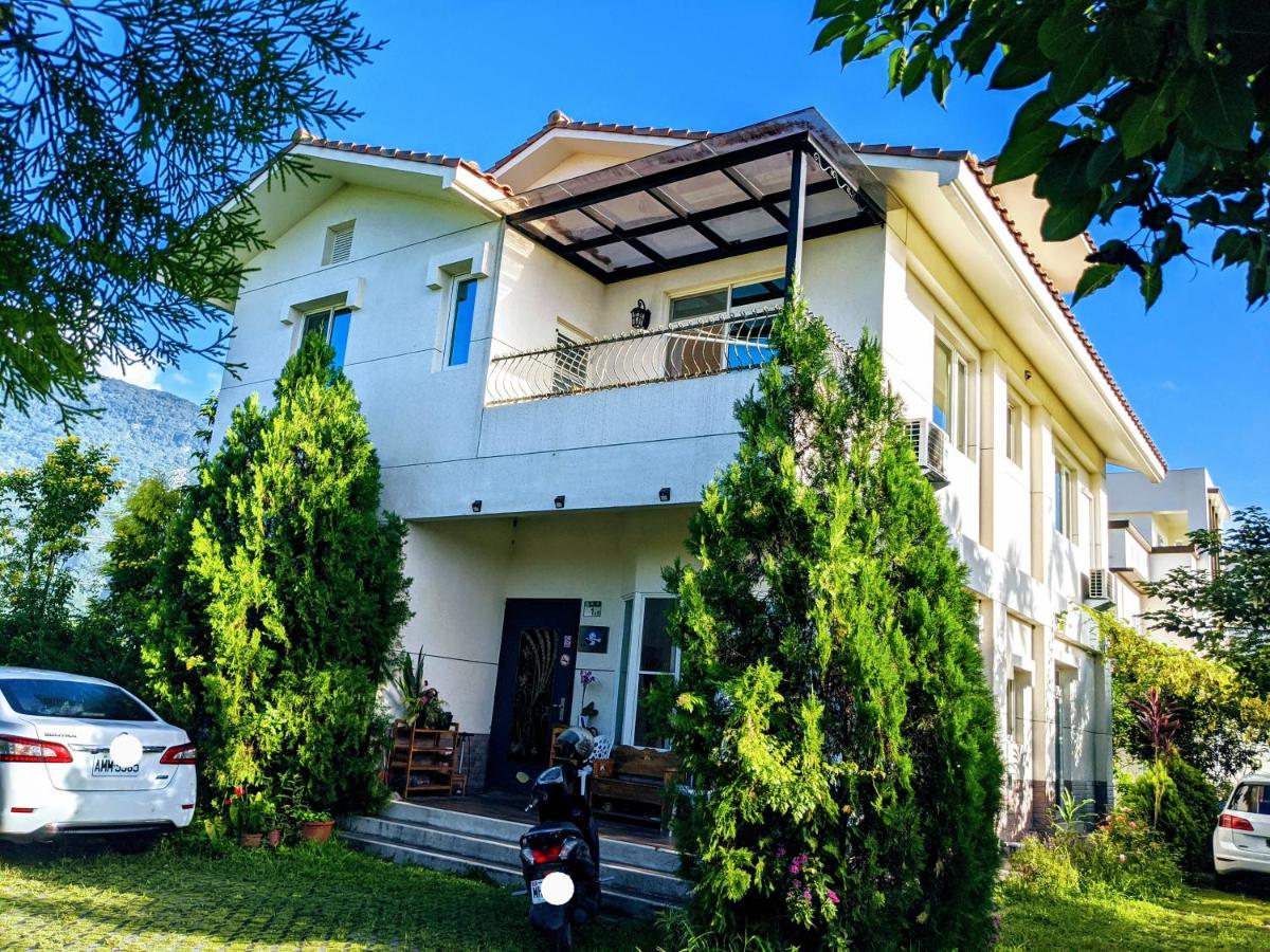 Home-Link B&B - Housity