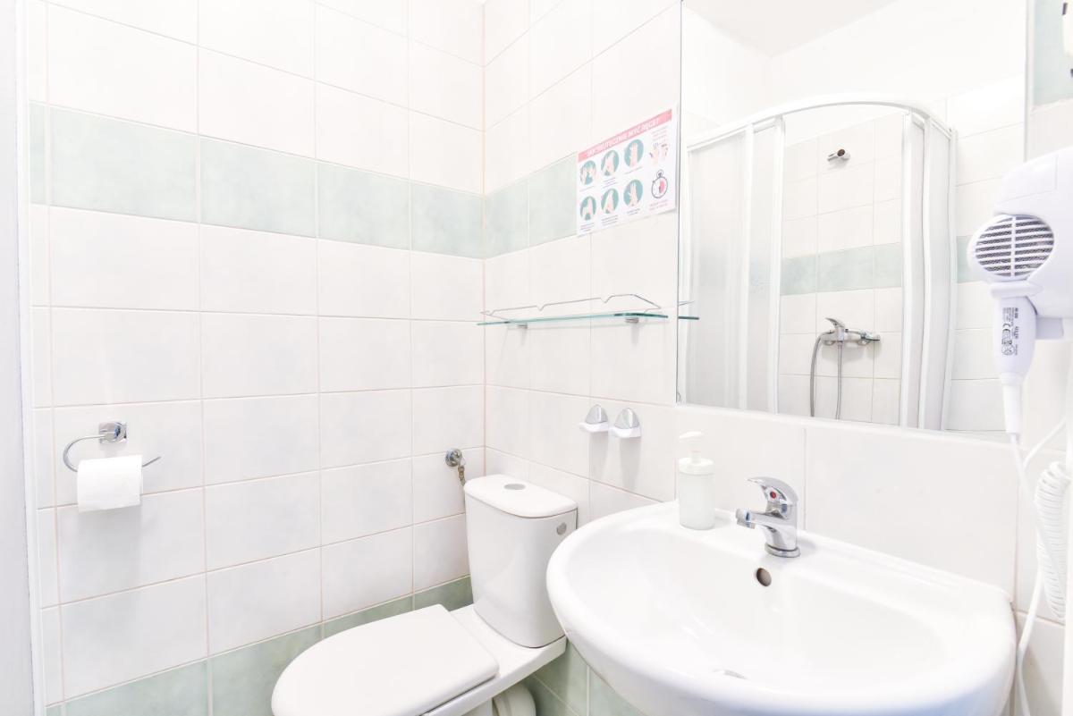 KAMION Ośrodek Wypoczynkowy - Housity