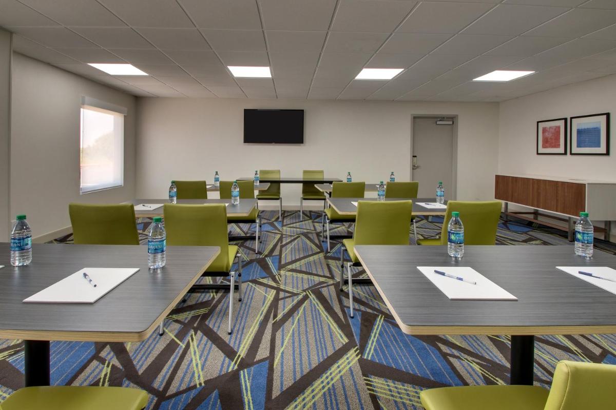Holiday Inn Express Atlantic City W Pleasantville, an IHG Hotel - Housity